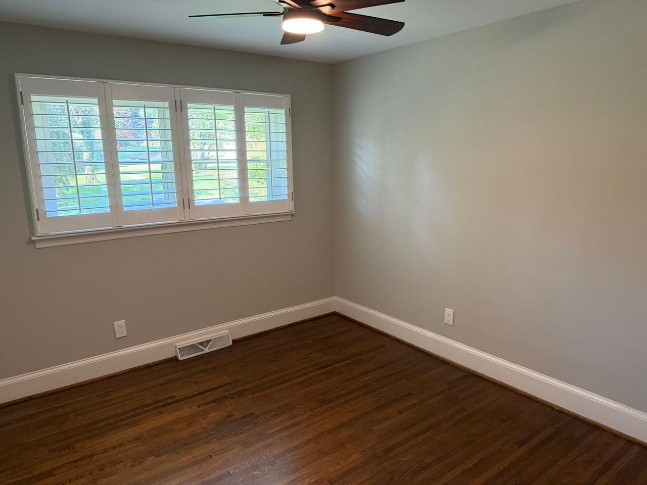 4920 Raymond Pl - Photo 6 of 13