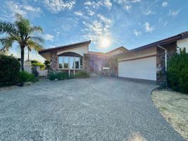 featured image of 2555 Westridge Dr