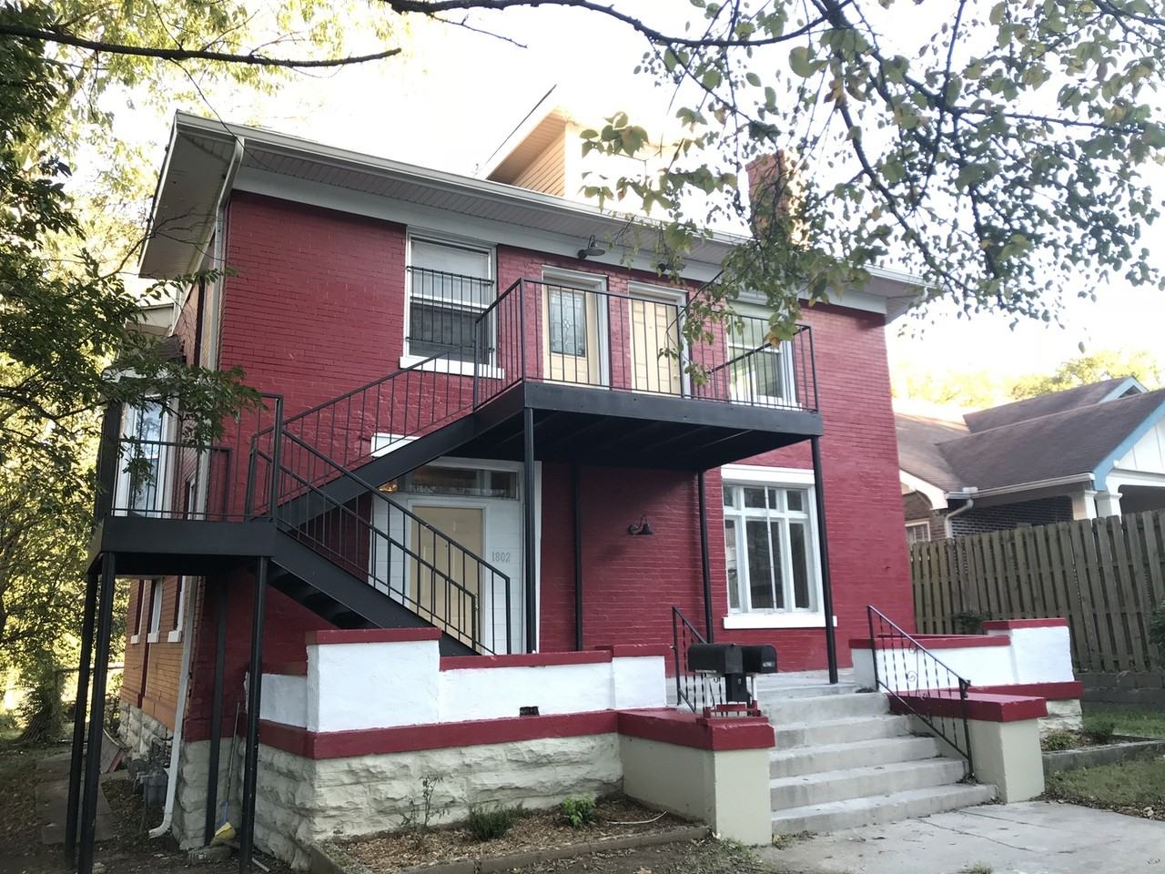 1802 15th Ave S #A - Photo 3 of 21