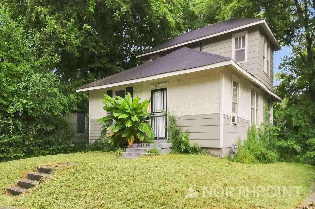1931 Manila Ave - Photo 2 of 11