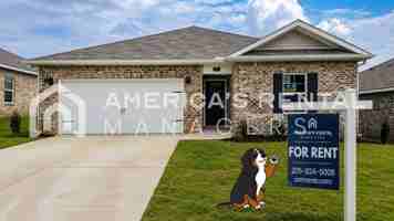 featured image of 351 Ruby Elm Ave Ne