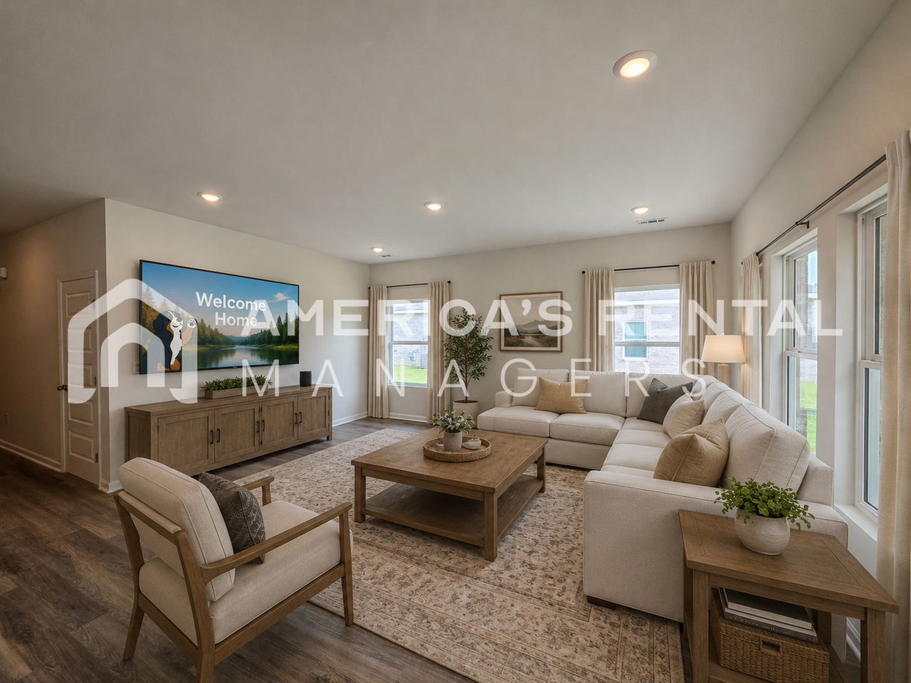 1321 Eidson St - Photo 4 of 50