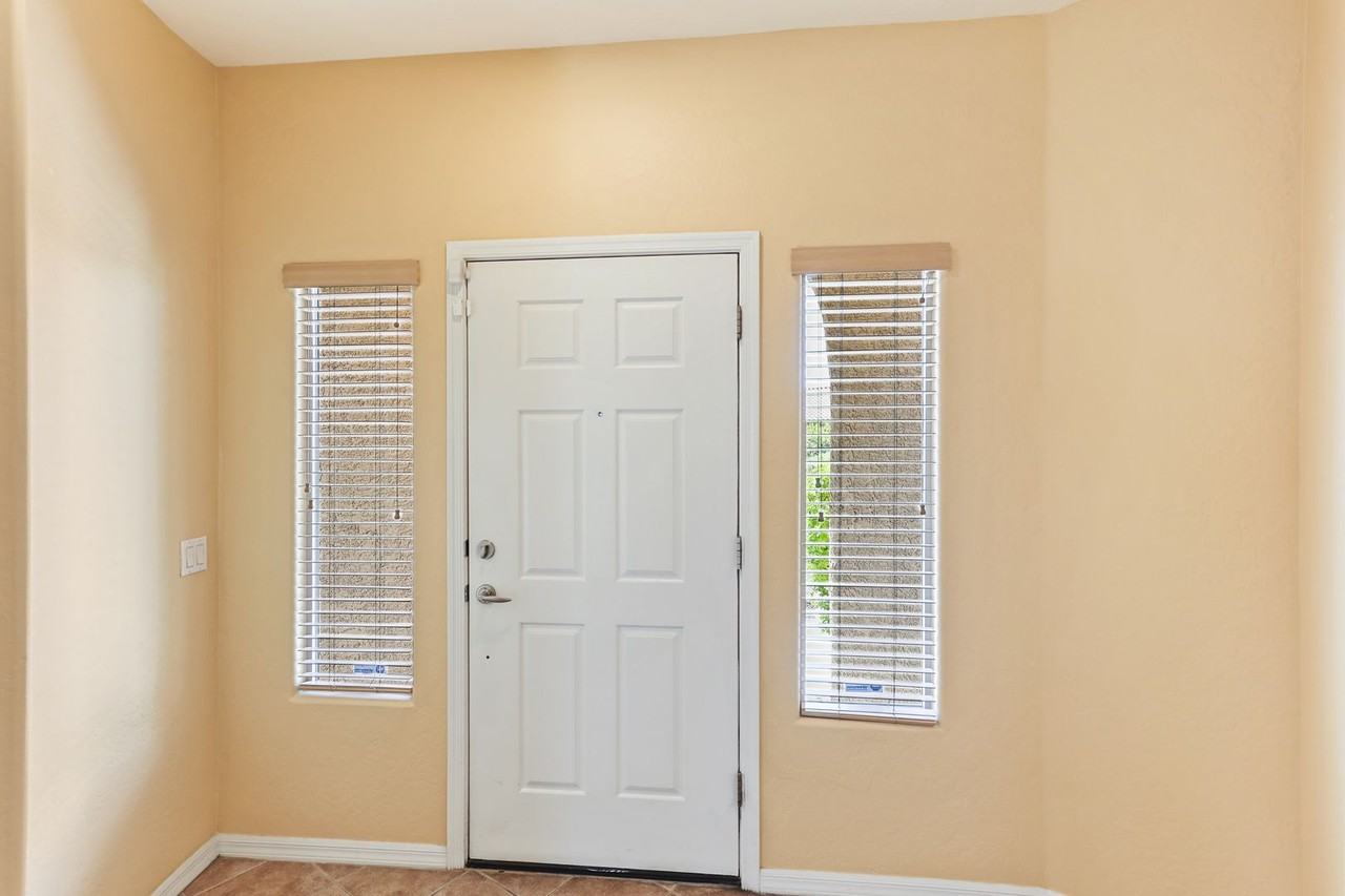 4018 Tanning St - Photo 5 of 35