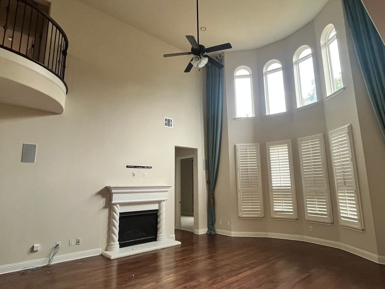 13930 Willow Bend Dr - Photo 2 of 17