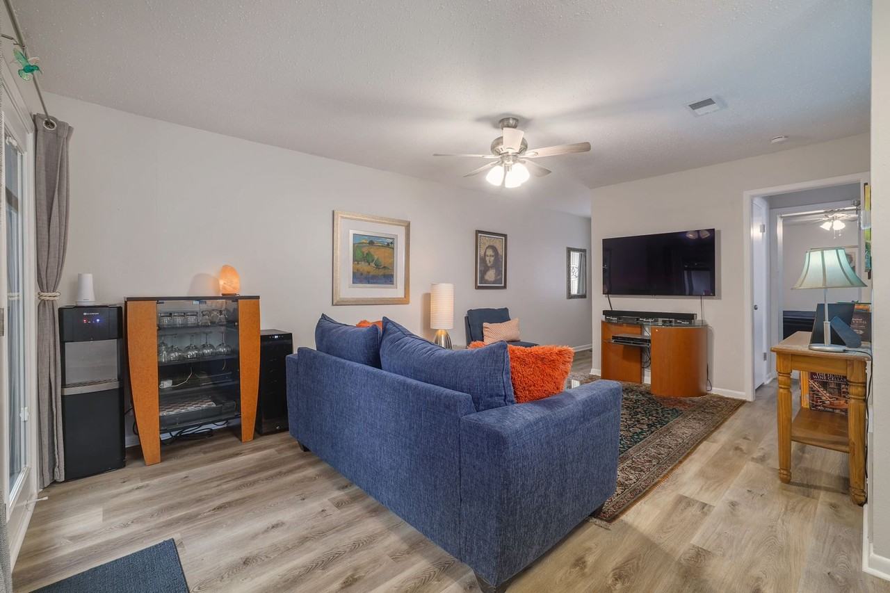 7406 Shadow Hill Dr #108 - Photo 5 of 23