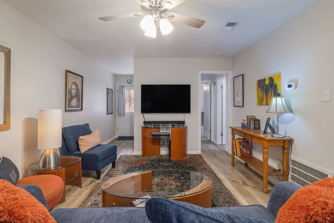 7406 Shadow Hill Dr #108 - Photo 6 of 23