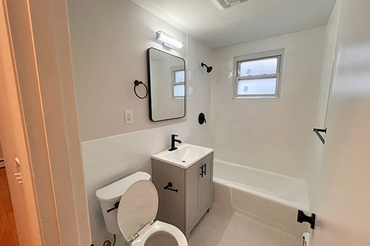 150 Brown St - Photo 2 of 9
