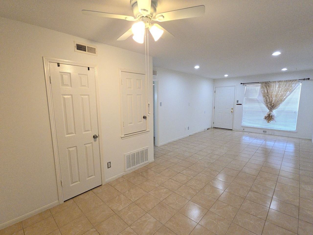 14333 Memorial Dr #91 - Photo 3 of 24