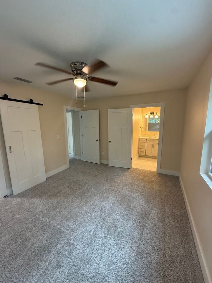 4405 Nw 31st Ave - Photo 5 of 19
