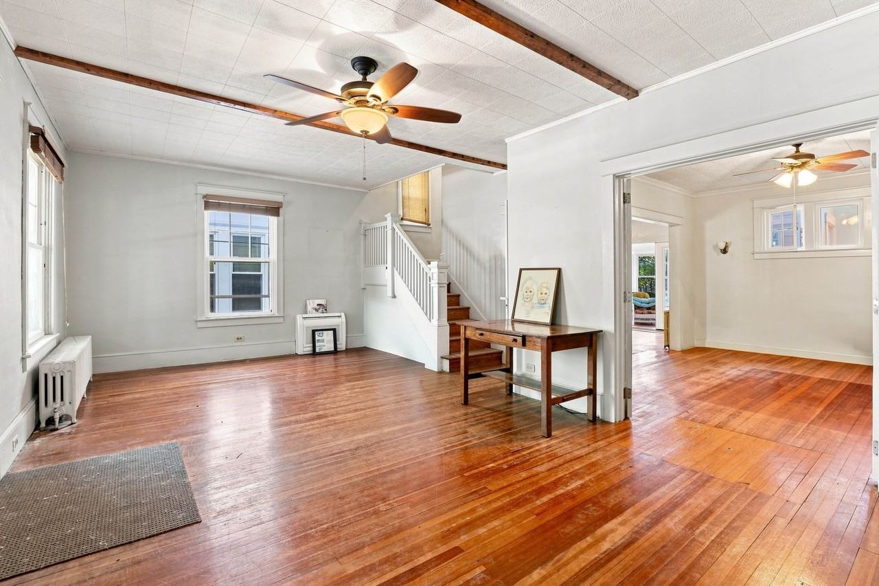 28 W Lemon St - Photo 2 of 26