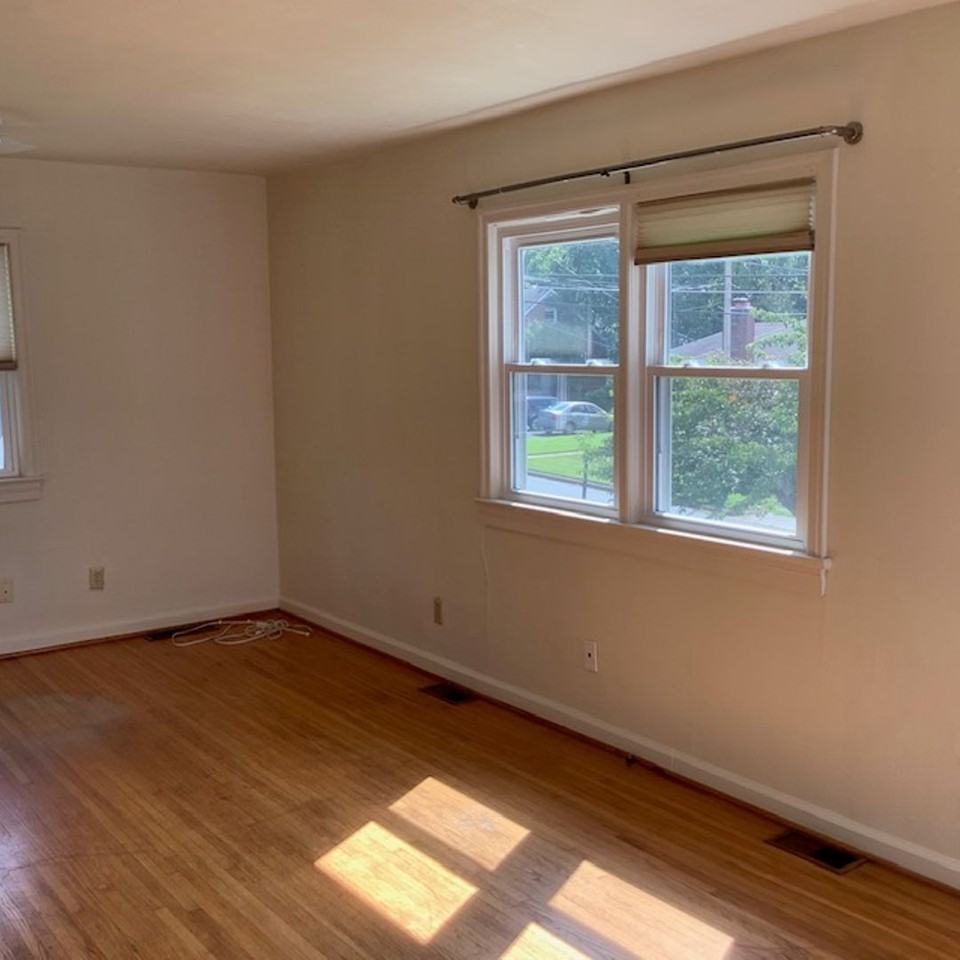 4609 Fairmont Ave - Photo 2 of 8
