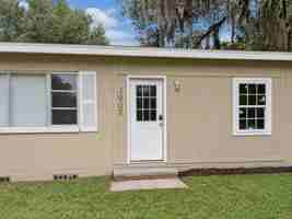 featured image of 1902 Maclean Rd