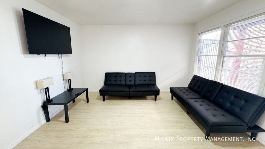 5005 Avenue W #6 - Photo 6 of 16