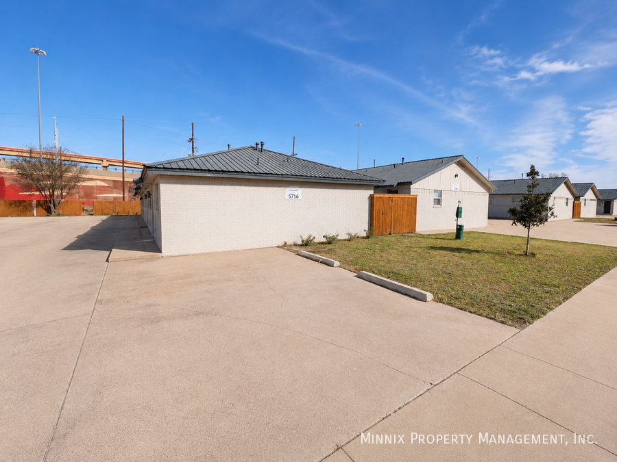5714 Brownfield Dr #C - Photo 4 of 15