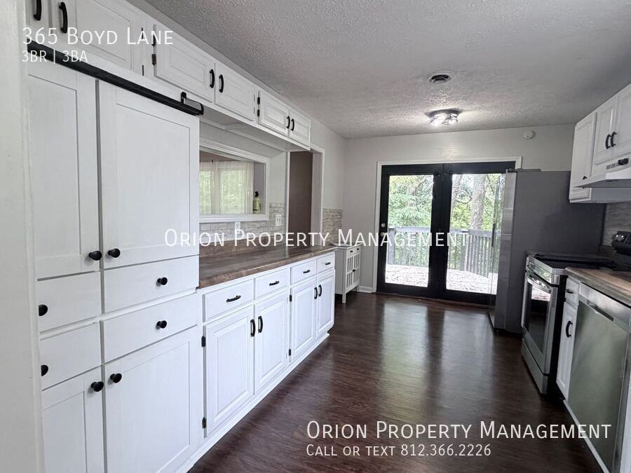 365 Boyd Ln - Photo 4 of 18