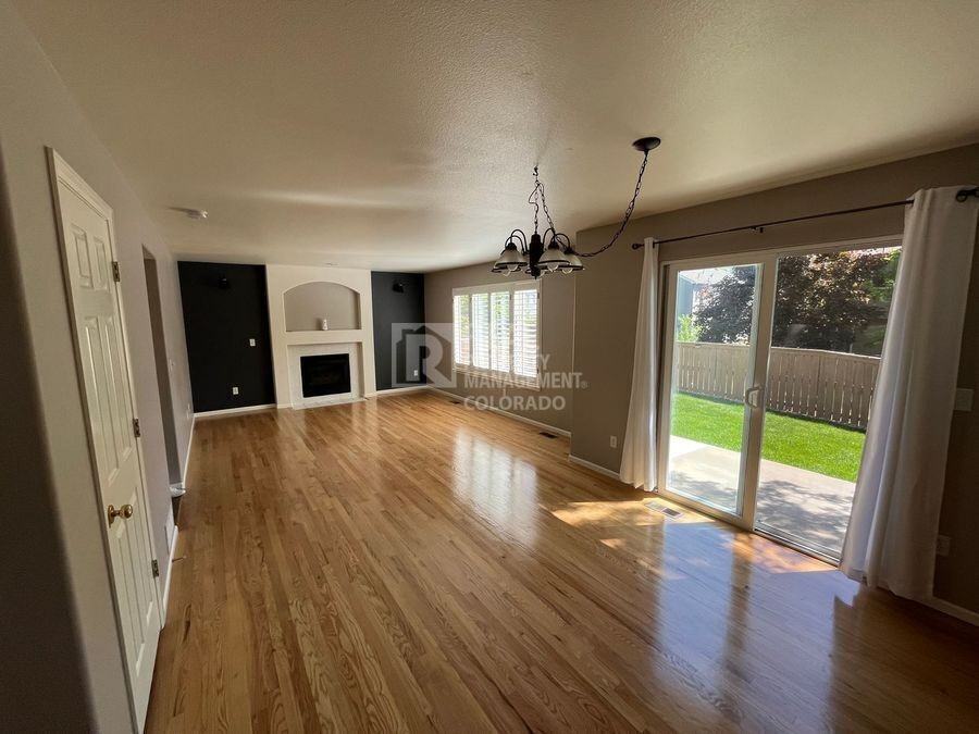 9990 Apollo Bay Way - Photo 3 of 23