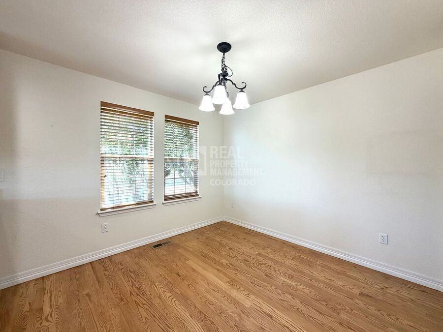 7586 S Biloxi Ct - Photo 3 of 35