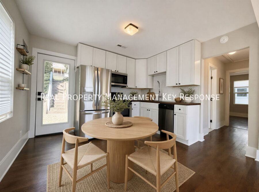 912 S 14th St - Photo 5 of 16