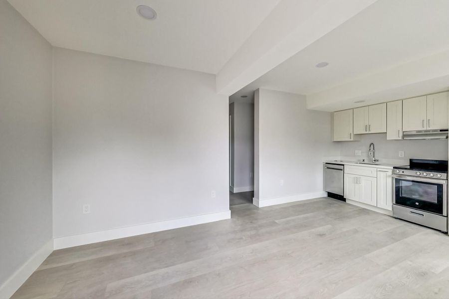 768 Walker Ave #B - Photo 6 of 21