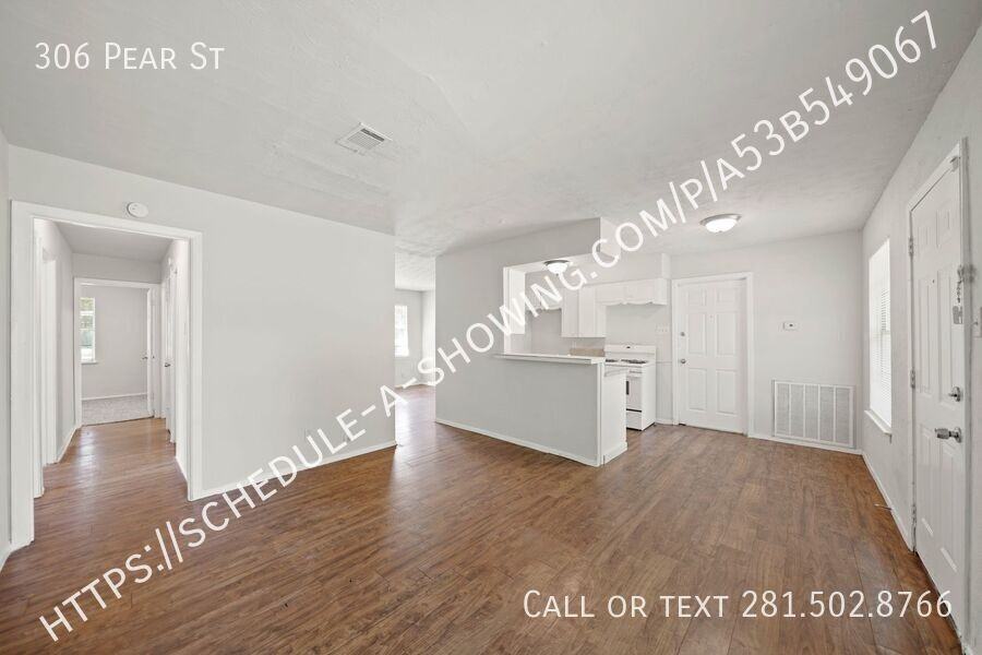 306 Pear St - Photo 3 of 11