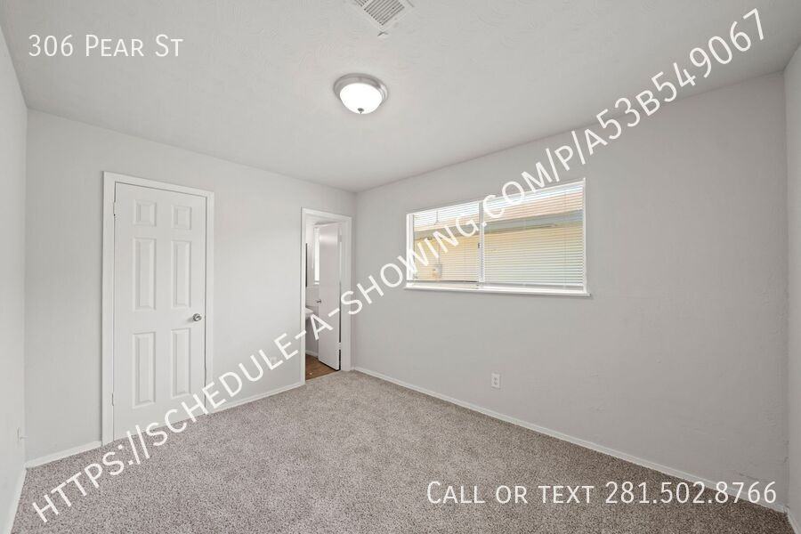 306 Pear St - Photo 5 of 11