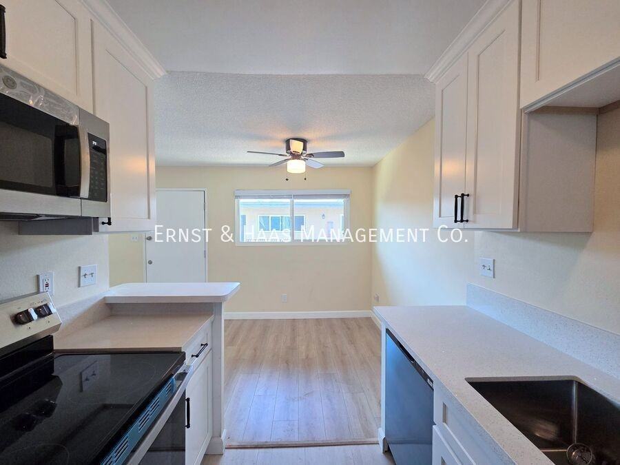 5535 Ackerfield Ave #36 - Photo 6 of 19