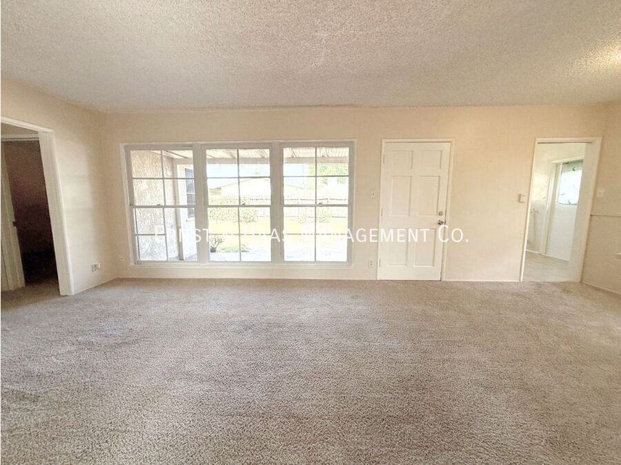 3149 N Los Coyotes Diagonal - Photo 5 of 41