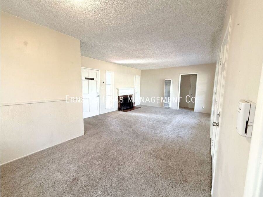 3149 N Los Coyotes Diagonal - Photo 7 of 41