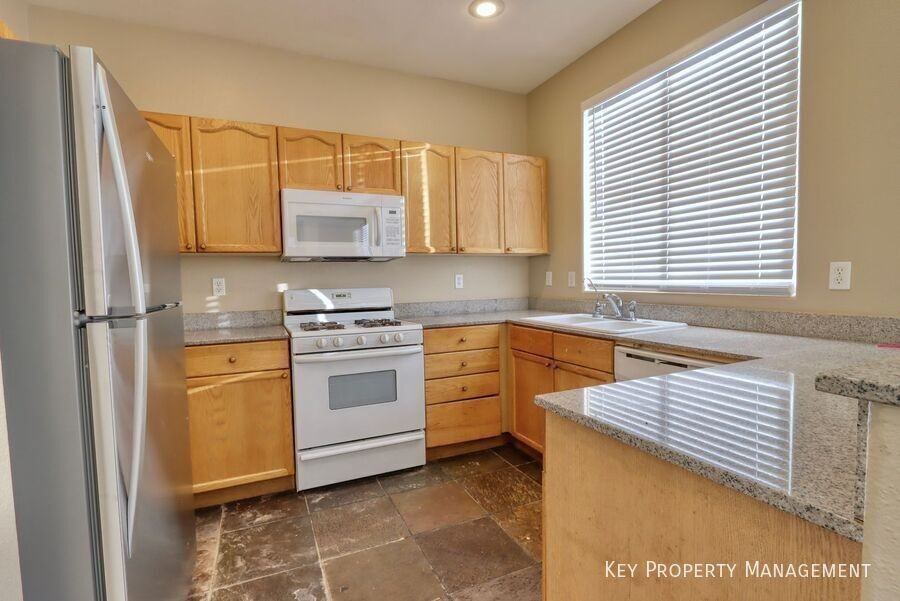 41 Diamond Run St - Photo 7 of 38