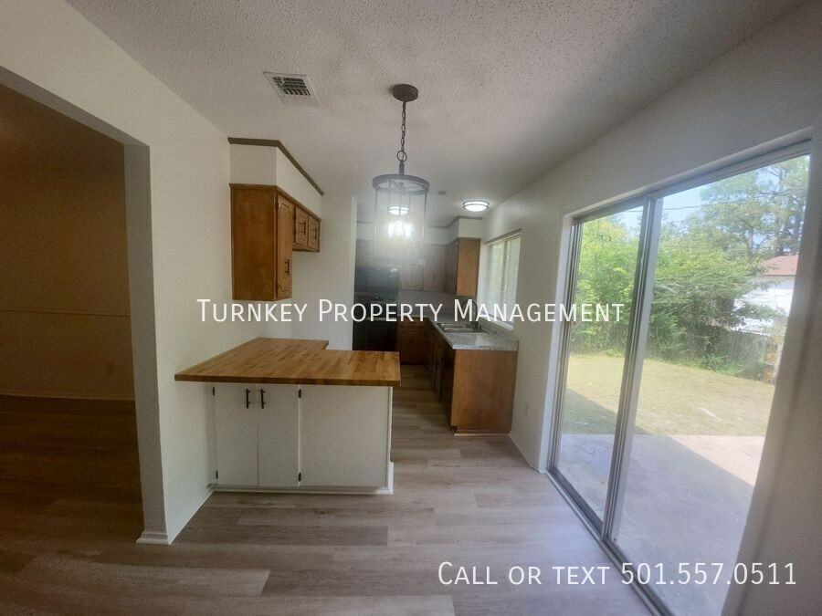1805 Joyce Ct - Photo 5 of 13