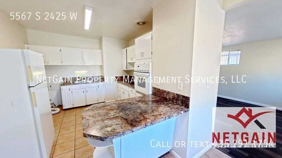 5567 S 2425 W - Photo 4 of 11