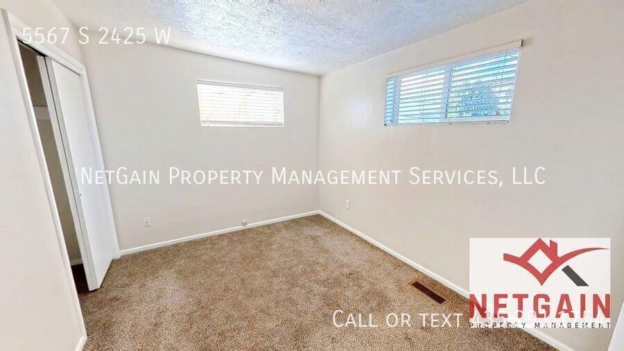 5567 S 2425 W - Photo 6 of 11