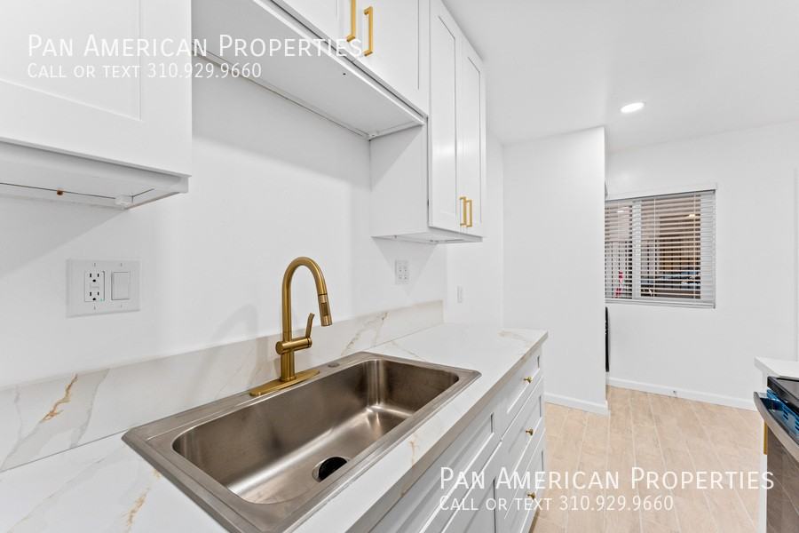 555 Cherry Ave #6 - Photo 4 of 15