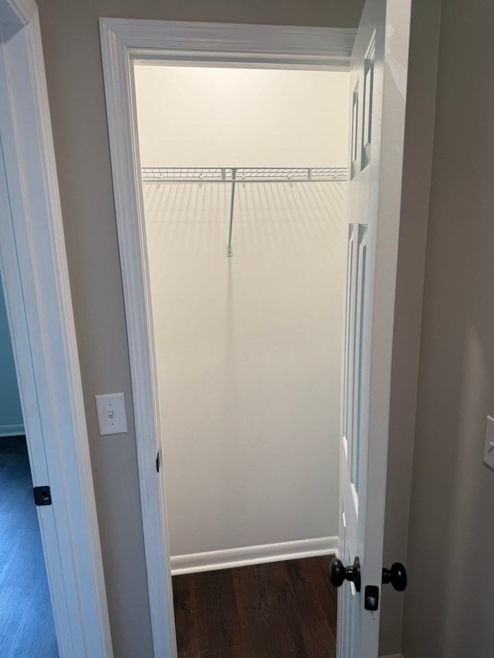 111 Mintz Rd - Photo 7 of 18