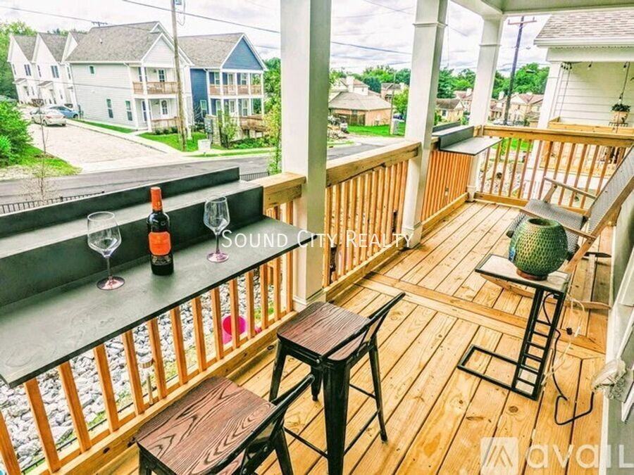 806 Briar Cir - Photo 5 of 16