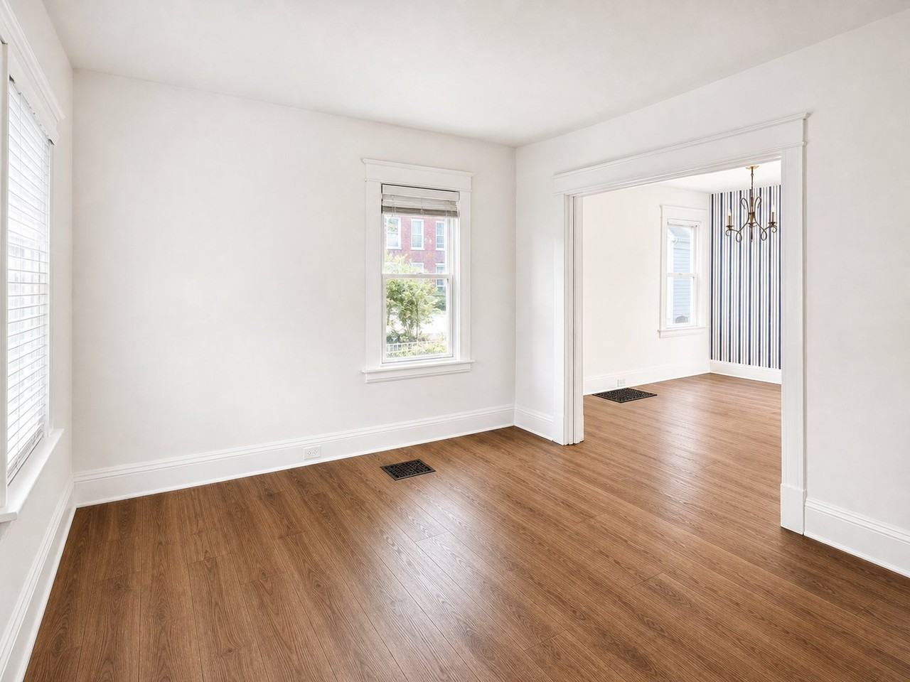 2715 Griffiths Ave - Photo 4 of 25
