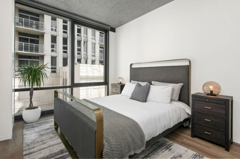 61 E 14th Pl - Photo 5 of 17