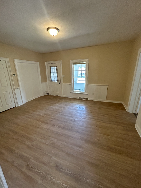 2011 S Ironwood Dr #A - Photo 3 of 4