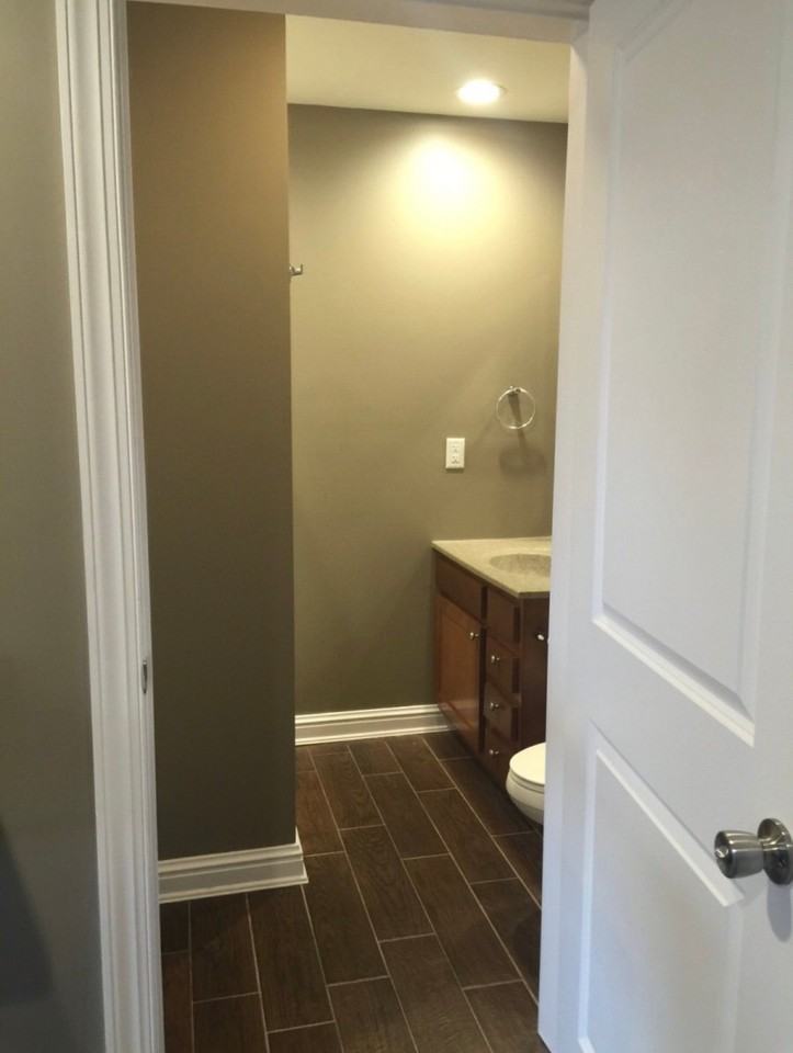 1604 Spring Valley Dr #7 - Photo 5 of 18