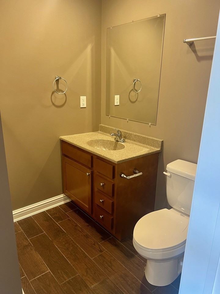 1604 Spring Valley Dr #7 - Photo 6 of 18