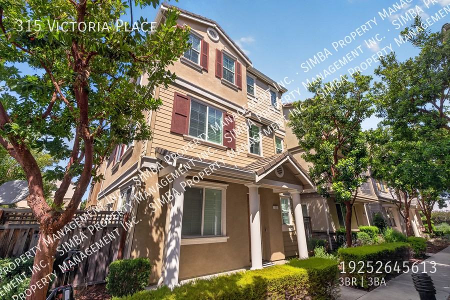 315 Victoria Pl - Photo 4 of 32