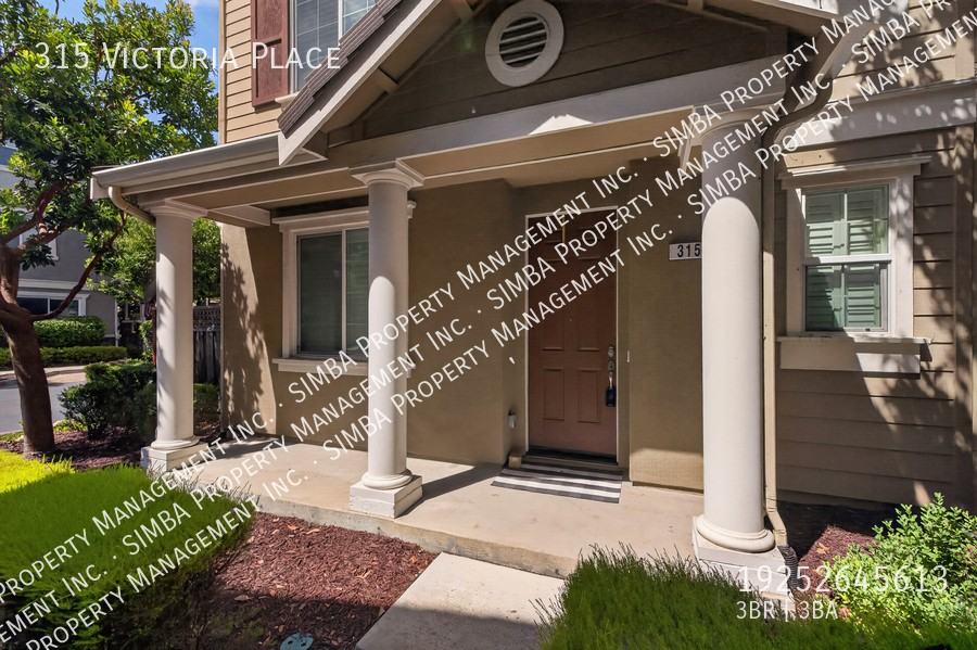 315 Victoria Pl - Photo 5 of 32