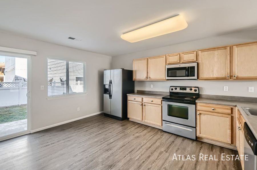 4655 Andes St - Photo 5 of 21