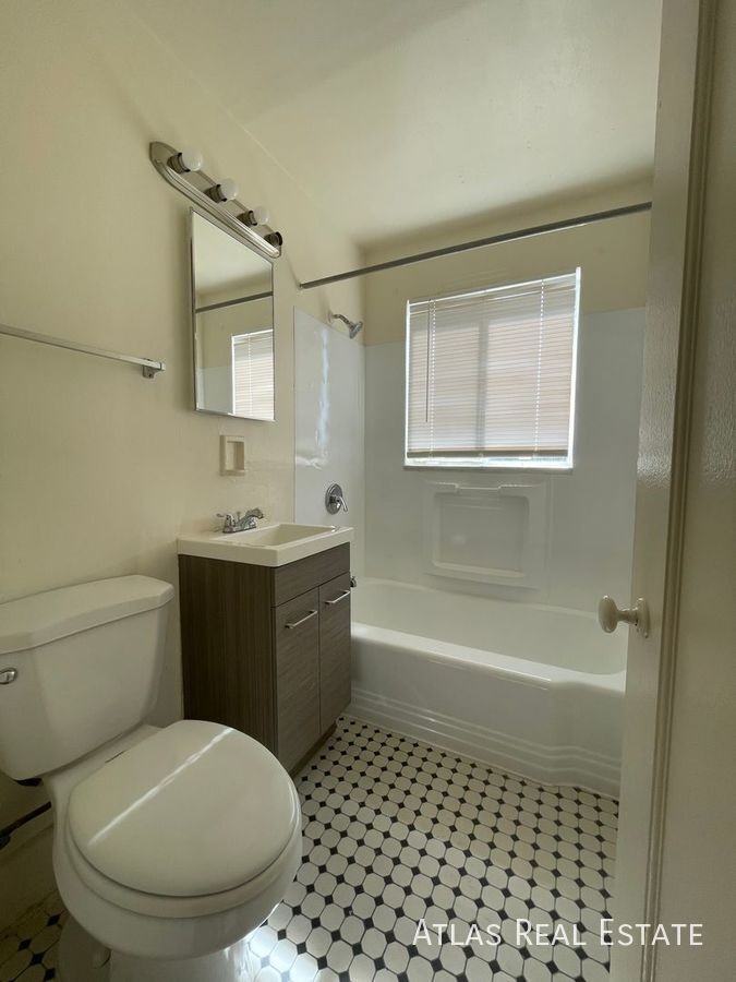 7111 E 60th Way - Photo 2 of 16