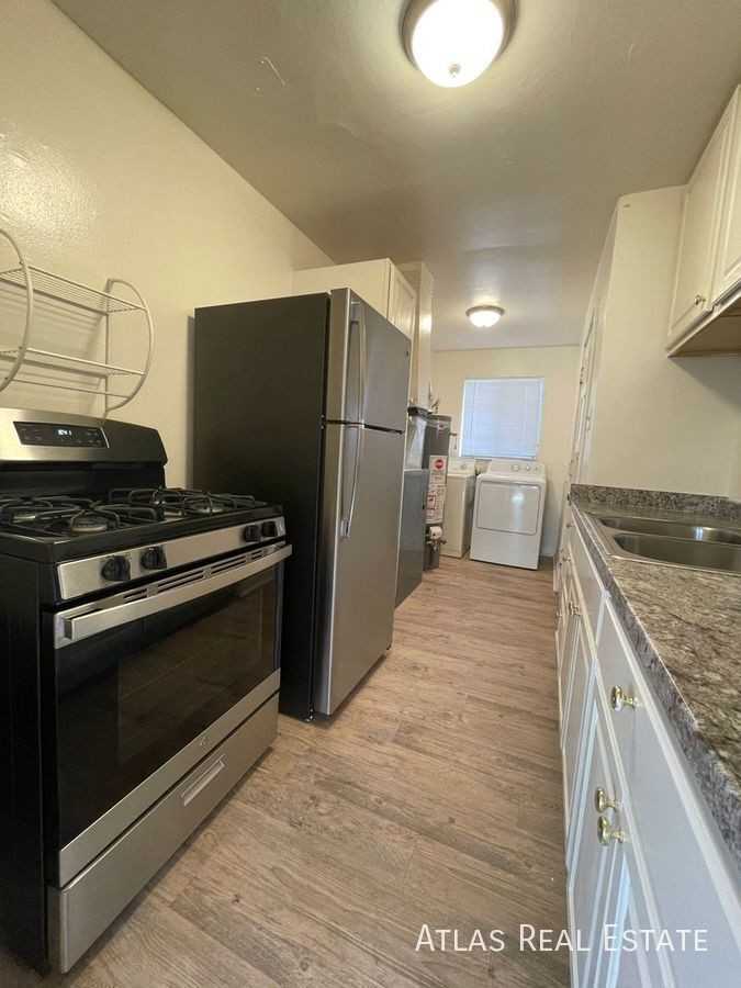 7111 E 60th Way - Photo 4 of 16
