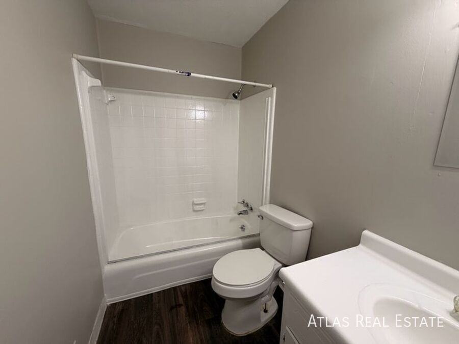 180 Pamela Dr #180 - Photo 3 of 18