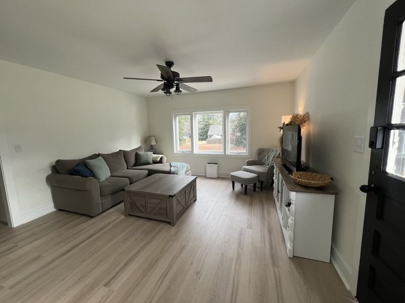 506 Spring Ave - Photo 2 of 12