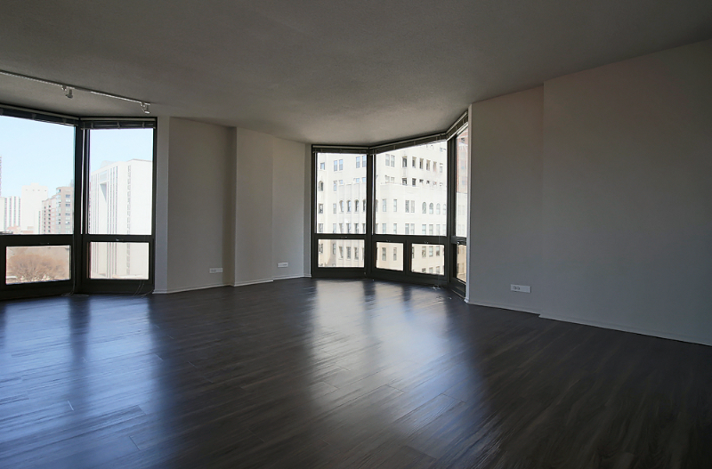 1113 N Dearborn St - Photo 4 of 15