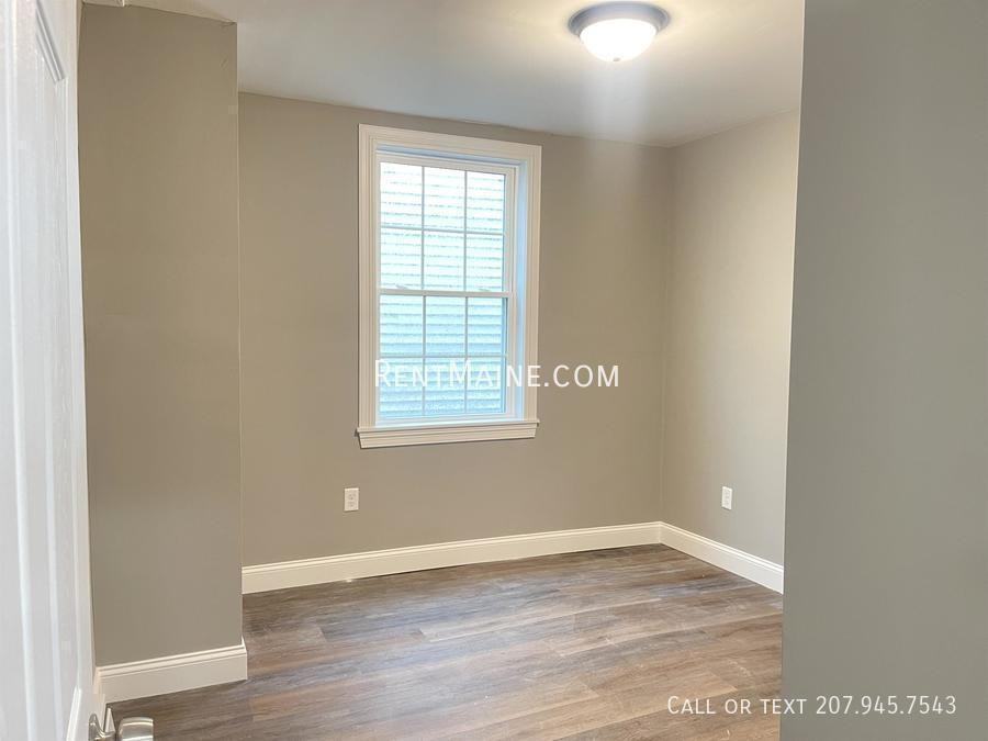 554 S Main St #1 - Photo 6 of 9