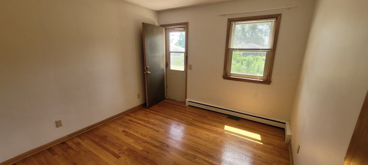 922 High St #1 - Photo 5 of 7
